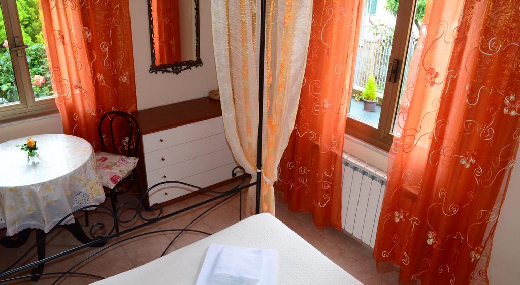 La Casa Delle Rose Room With Air Conditioning La Spezia Eksteriør bilde